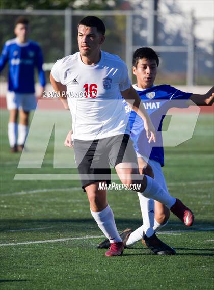 Thumbnail 3 in Bishop Amat vs Hawthorne photogallery.