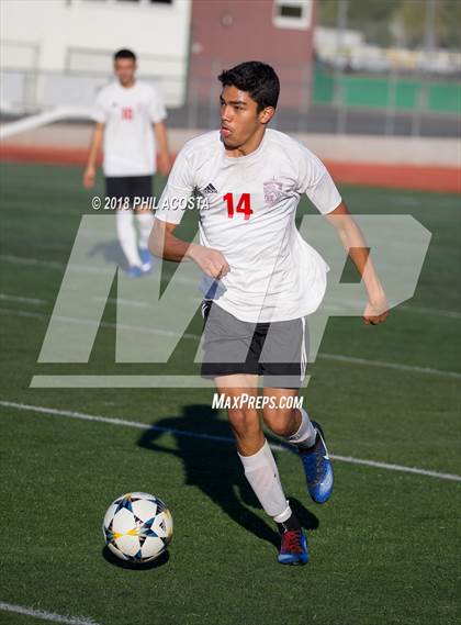 Thumbnail 3 in Bishop Amat vs Hawthorne photogallery.