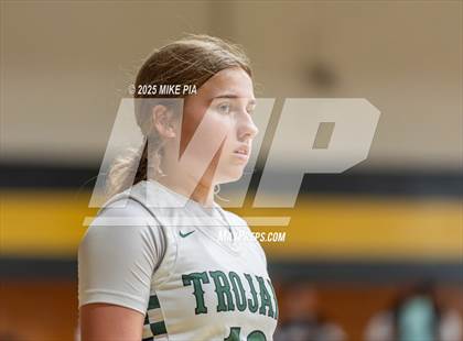 Thumbnail 3 in Cary @ Pine Forest photogallery.