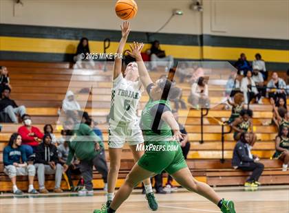 Thumbnail 2 in Cary @ Pine Forest photogallery.