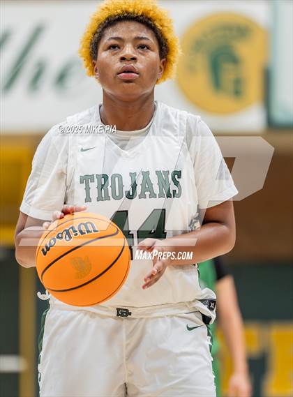 Thumbnail 3 in Cary @ Pine Forest photogallery.