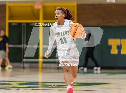 Thumbnail 2 in Cary @ Pine Forest photogallery.