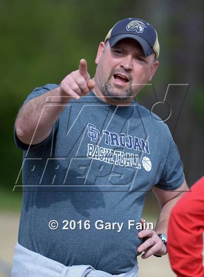 Thumbnail 3 in Sale Creek @ Soddy Daisy photogallery.