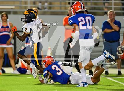 Thumbnail 1 in Nimitz @ Grand Oaks photogallery.
