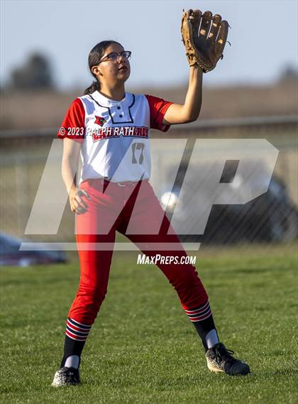 Thumbnail 2 in Los Molinos @ Corning photogallery.