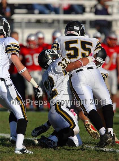 Thumbnail 3 in Sachem North @ Connetquot photogallery.