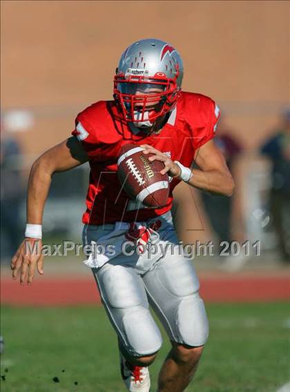 Thumbnail 3 in Sachem North @ Connetquot photogallery.