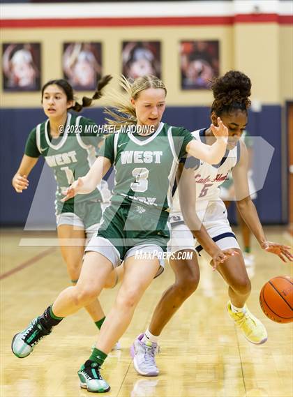 Thumbnail 3 in Hardin-Jefferson vs West Fork photogallery.