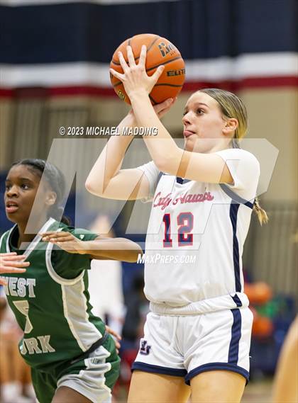 Thumbnail 2 in Hardin-Jefferson vs West Fork photogallery.