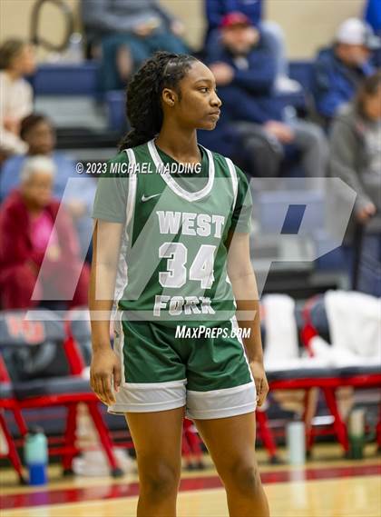 Thumbnail 3 in Hardin-Jefferson vs West Fork photogallery.