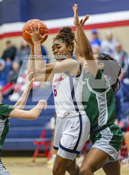 Thumbnail 3 in Hardin-Jefferson vs West Fork photogallery.
