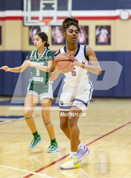 Thumbnail 3 in Hardin-Jefferson vs West Fork photogallery.