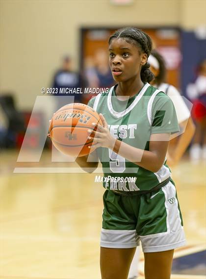 Thumbnail 3 in Hardin-Jefferson vs West Fork photogallery.