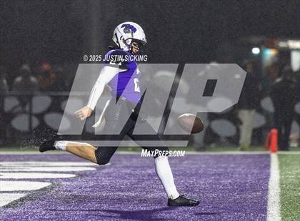 Thumbnail 3 in Brownsburg vs Warren Central (IHSAA 6A Semifinal) photogallery.