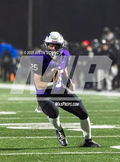 Thumbnail 2 in Brownsburg vs Warren Central (IHSAA 6A Semifinal) photogallery.