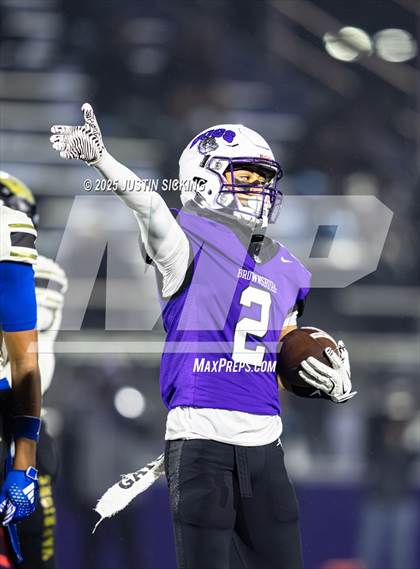 Thumbnail 2 in Brownsburg vs Warren Central (IHSAA 6A Semifinal) photogallery.