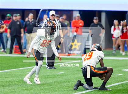 Thumbnail 2 in Northeast vs Toombs County (GHSA 1A Div.1 State Championship Final) photogallery.