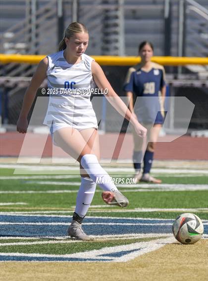 Thumbnail 1 in Desert Vista vs. O'Connor (AIA 6A Quarterfinal) photogallery.