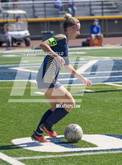 Thumbnail 1 in Desert Vista vs. O'Connor (AIA 6A Quarterfinal) photogallery.