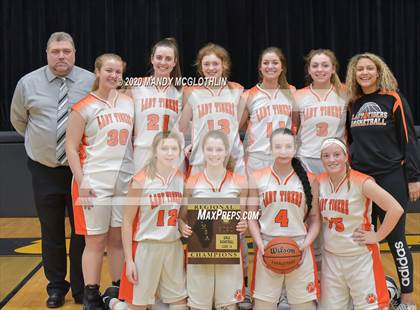 Thumbnail 2 in Illini Bluffs vs. Havana (IHSA 1A Regional Final) photogallery.