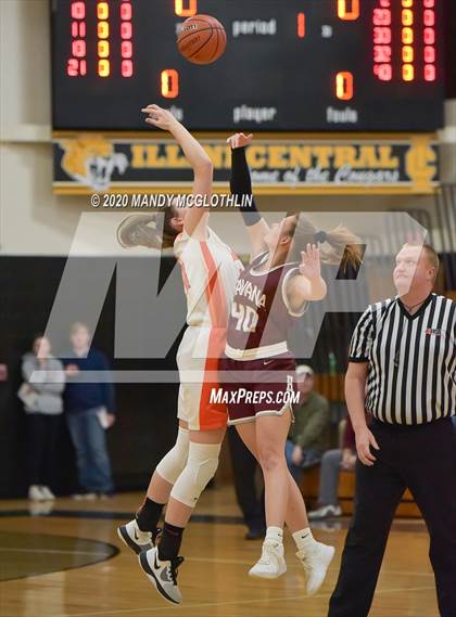 Thumbnail 1 in Illini Bluffs vs. Havana (IHSA 1A Regional Final) photogallery.