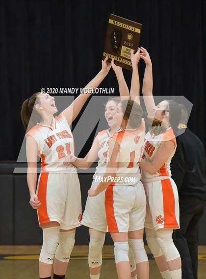 Thumbnail 3 in Illini Bluffs vs. Havana (IHSA 1A Regional Final) photogallery.