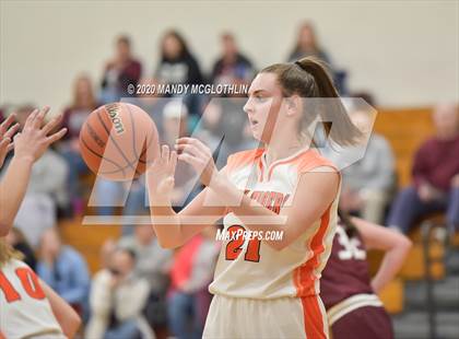 Thumbnail 1 in Illini Bluffs vs. Havana (IHSA 1A Regional Final) photogallery.