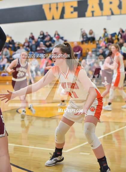 Thumbnail 1 in Illini Bluffs vs. Havana (IHSA 1A Regional Final) photogallery.