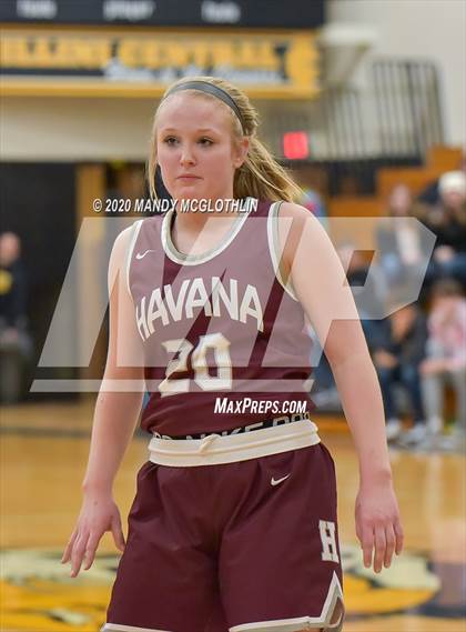 Thumbnail 3 in Illini Bluffs vs. Havana (IHSA 1A Regional Final) photogallery.