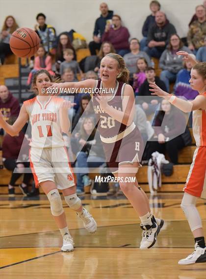 Thumbnail 2 in Illini Bluffs vs. Havana (IHSA 1A Regional Final) photogallery.