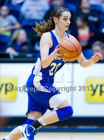 Thumbnail 3 in Del Rio vs. Wagner (UIL 5A Regional Semifinal) photogallery.