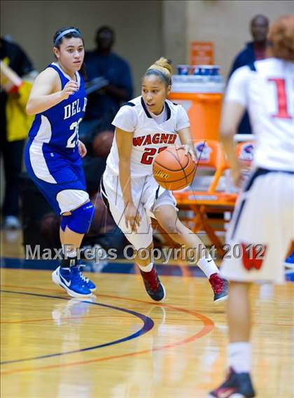 Thumbnail 2 in Del Rio vs. Wagner (UIL 5A Regional Semifinal) photogallery.