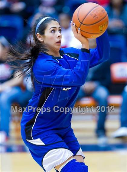 Thumbnail 3 in Del Rio vs. Wagner (UIL 5A Regional Semifinal) photogallery.