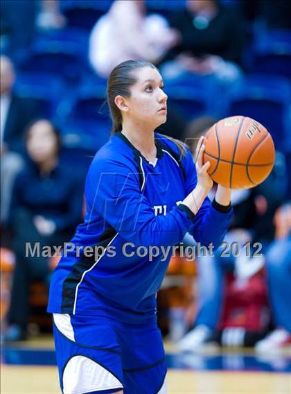 Thumbnail 1 in Del Rio vs. Wagner (UIL 5A Regional Semifinal) photogallery.