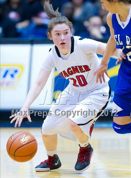 Thumbnail 3 in Del Rio vs. Wagner (UIL 5A Regional Semifinal) photogallery.