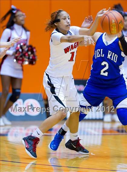 Thumbnail 1 in Del Rio vs. Wagner (UIL 5A Regional Semifinal) photogallery.
