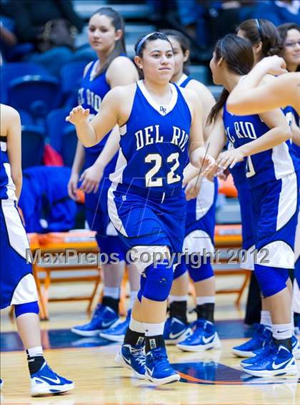 Thumbnail 3 in Del Rio vs. Wagner (UIL 5A Regional Semifinal) photogallery.