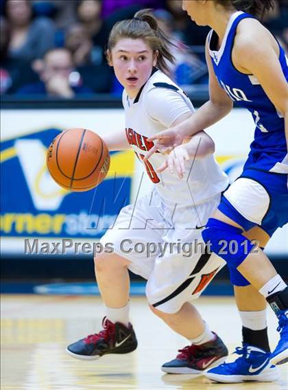 Thumbnail 2 in Del Rio vs. Wagner (UIL 5A Regional Semifinal) photogallery.