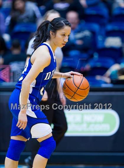 Thumbnail 3 in Del Rio vs. Wagner (UIL 5A Regional Semifinal) photogallery.