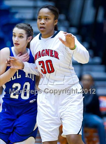 Thumbnail 1 in Del Rio vs. Wagner (UIL 5A Regional Semifinal) photogallery.