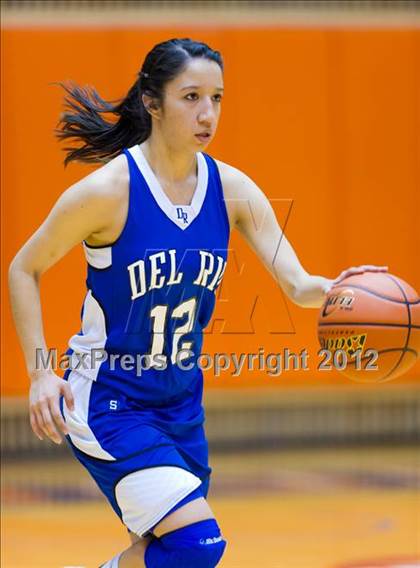 Thumbnail 2 in Del Rio vs. Wagner (UIL 5A Regional Semifinal) photogallery.