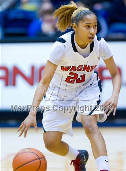 Thumbnail 1 in Del Rio vs. Wagner (UIL 5A Regional Semifinal) photogallery.