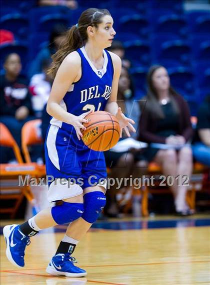 Thumbnail 3 in Del Rio vs. Wagner (UIL 5A Regional Semifinal) photogallery.