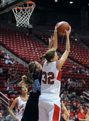 Thumbnail 3 in Calvin Christian vs. Escondido Adventist Academy (CIF SDS D5 Final) photogallery.