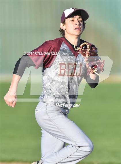 Thumbnail 3 in Paradise vs Bells (Pottsboro Tournament) photogallery.