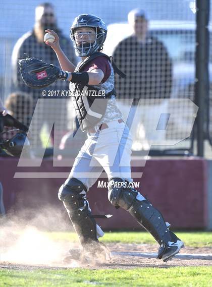 Thumbnail 2 in Paradise vs Bells (Pottsboro Tournament) photogallery.