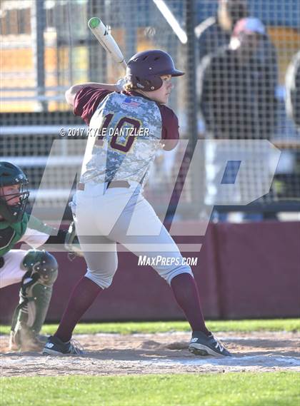 Thumbnail 3 in Paradise vs Bells (Pottsboro Tournament) photogallery.