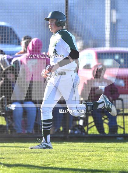 Thumbnail 3 in Paradise vs Bells (Pottsboro Tournament) photogallery.