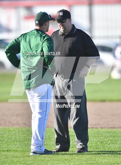Thumbnail 3 in Paradise vs Bells (Pottsboro Tournament) photogallery.