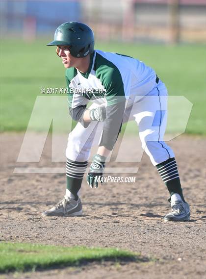 Thumbnail 2 in Paradise vs Bells (Pottsboro Tournament) photogallery.